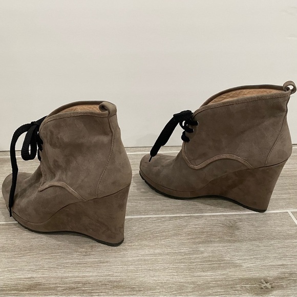 Antica Cuoieria Suede Taupe Neutral Platform Wedge Retro Lace Up Bootie. - Picture 6 of 10